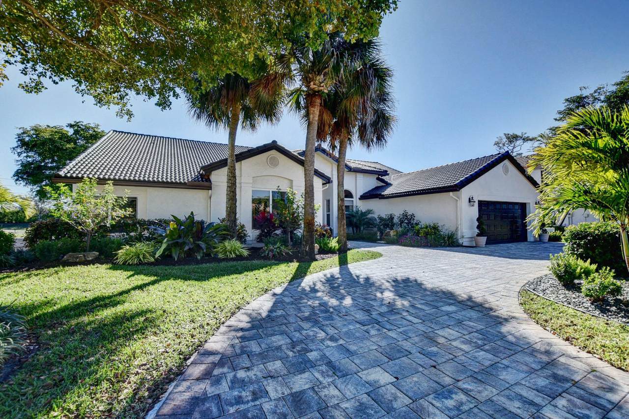 11416 Boca Woods Lane - Photo 1