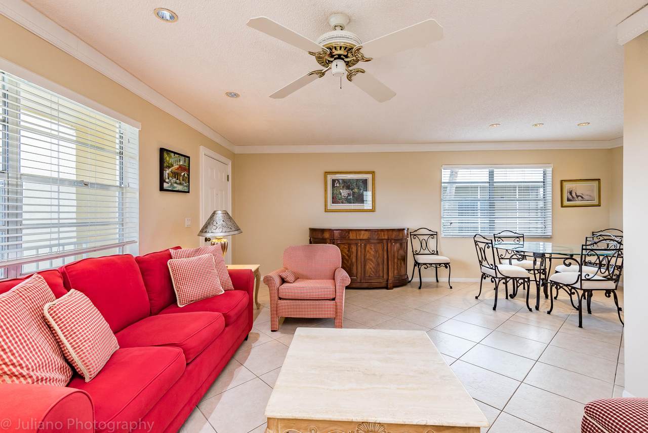 218 Normandy E - Photo 1