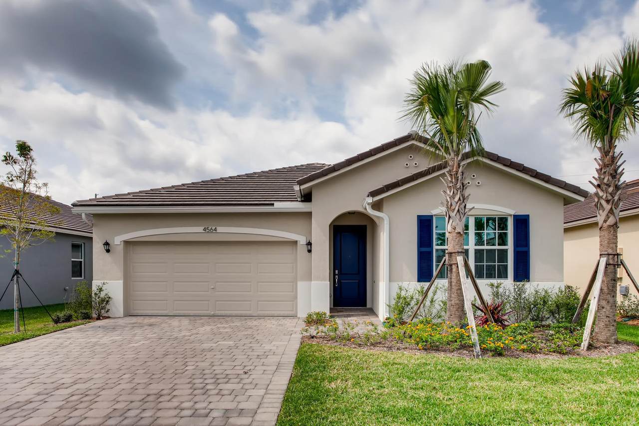 4564 King Court - Photo 1