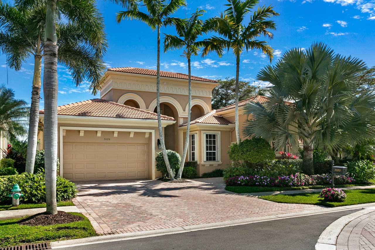 7070 Tradition Cove Lane E - Photo 1