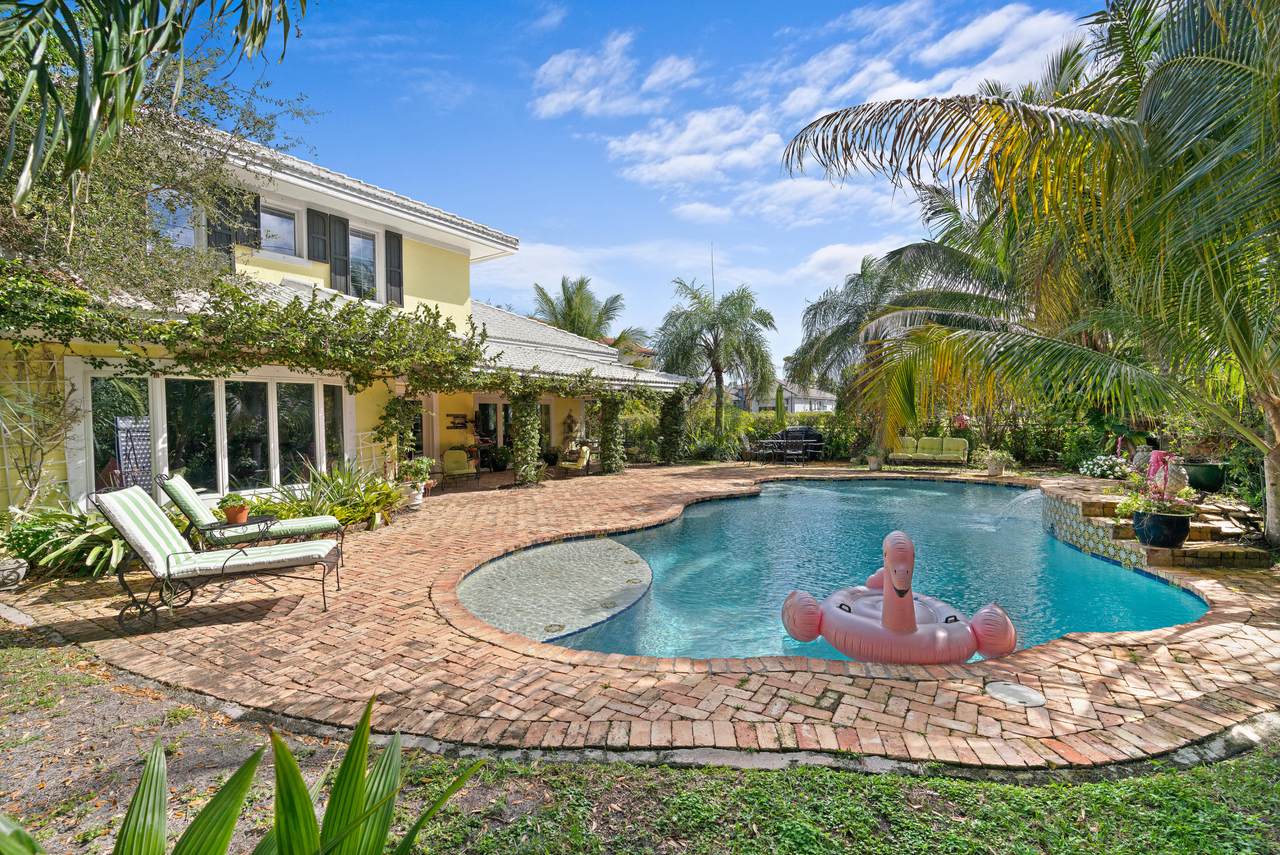 243 Florenada Terrace - Photo 1