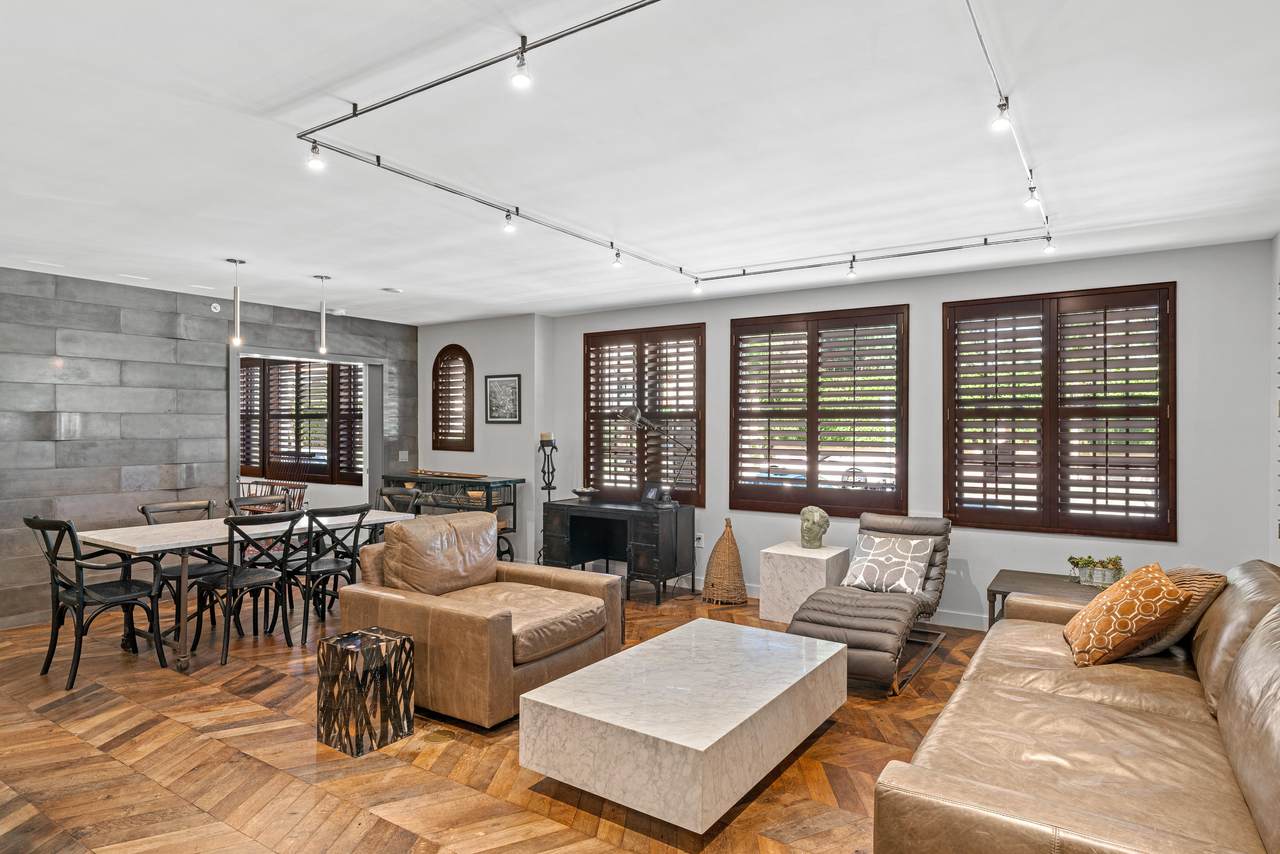301 Australian Avenue - Photo 1