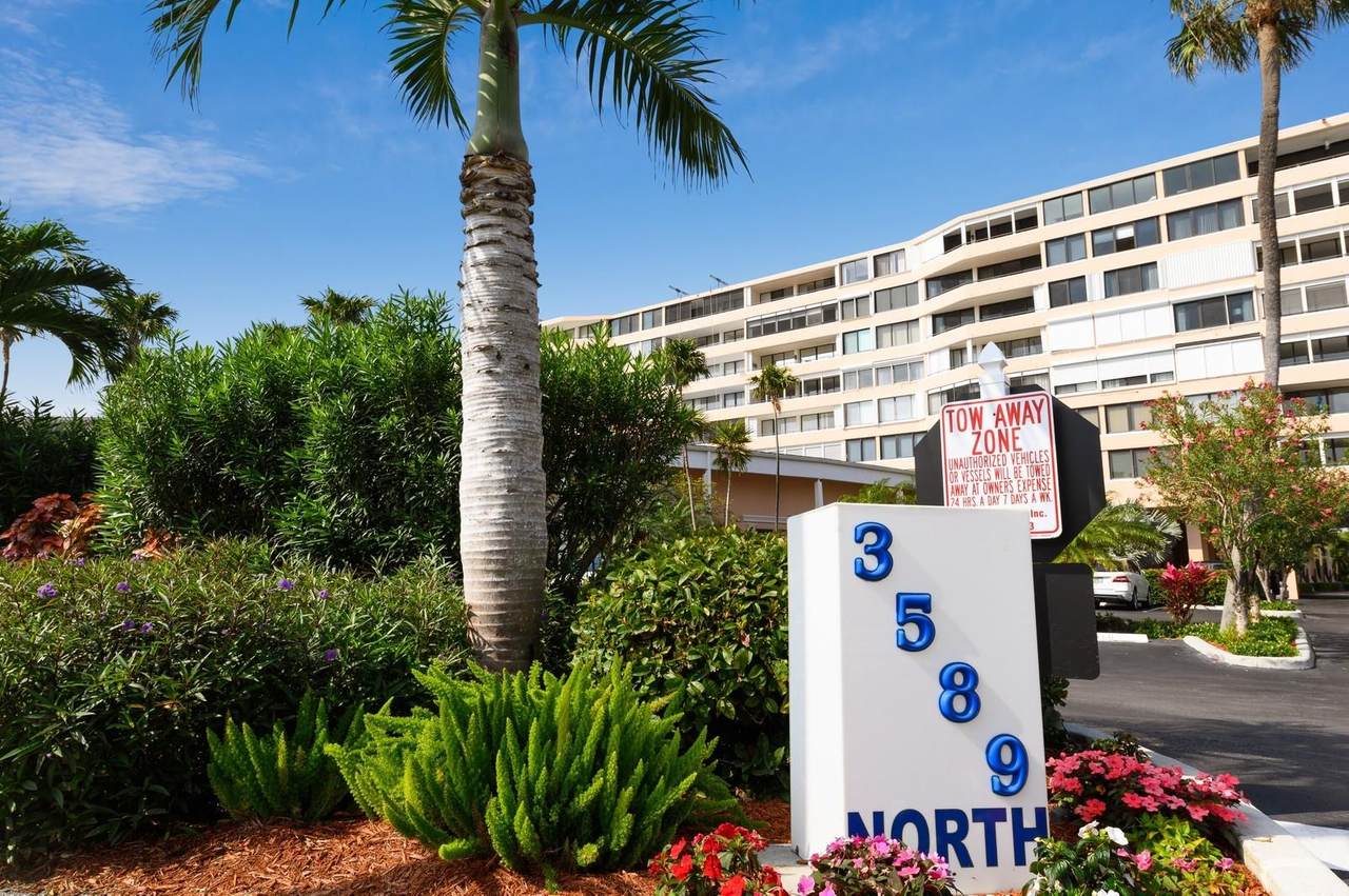 3589 Ocean Boulevard - Photo 1