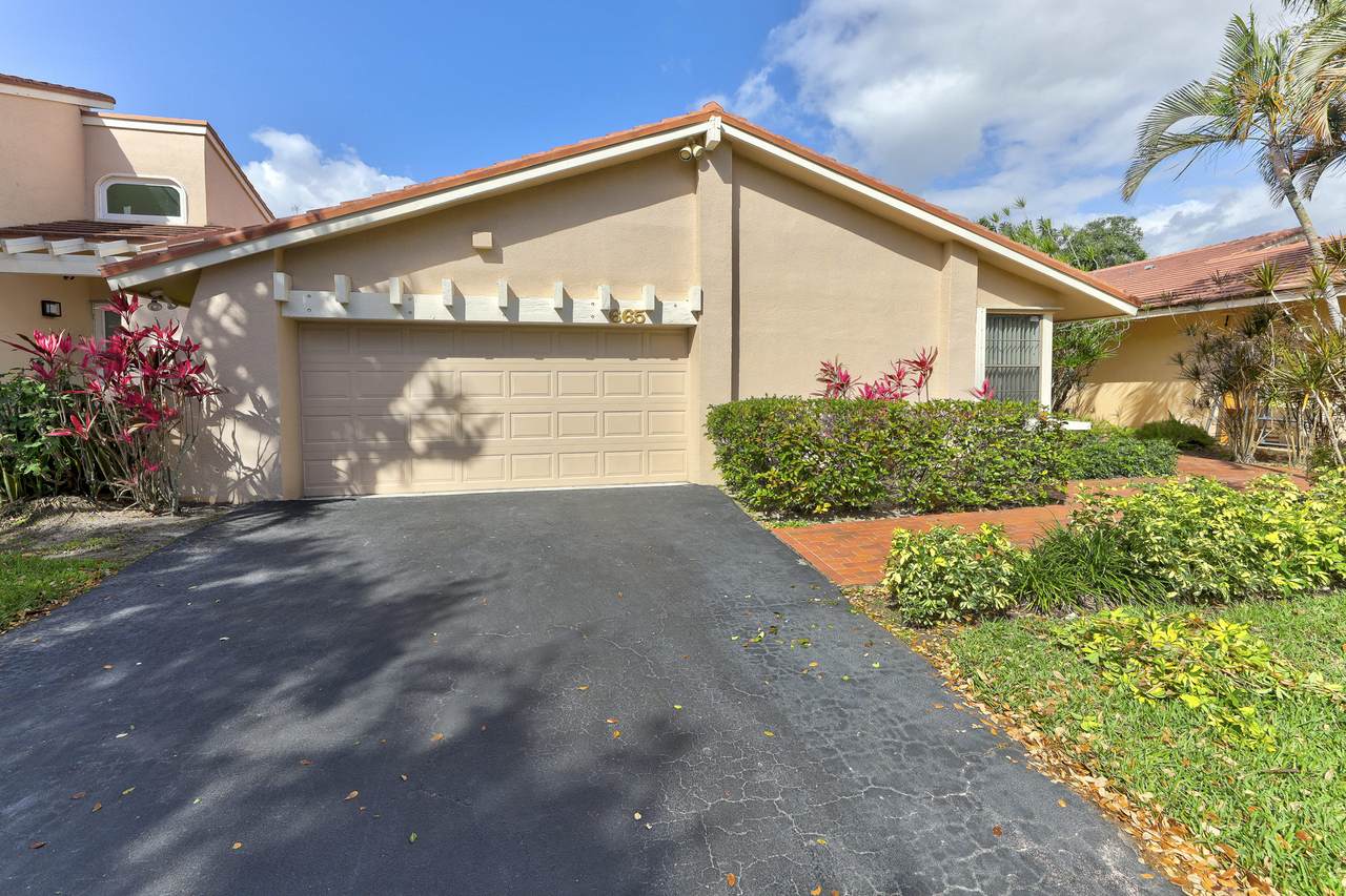 665 Hollows Circle - Photo 1 665 Hollows Circle - Photo 1