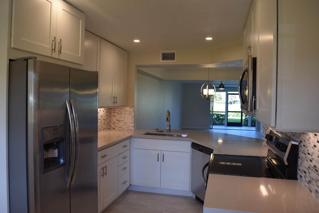 23305 Barwood Lane - Photo 1