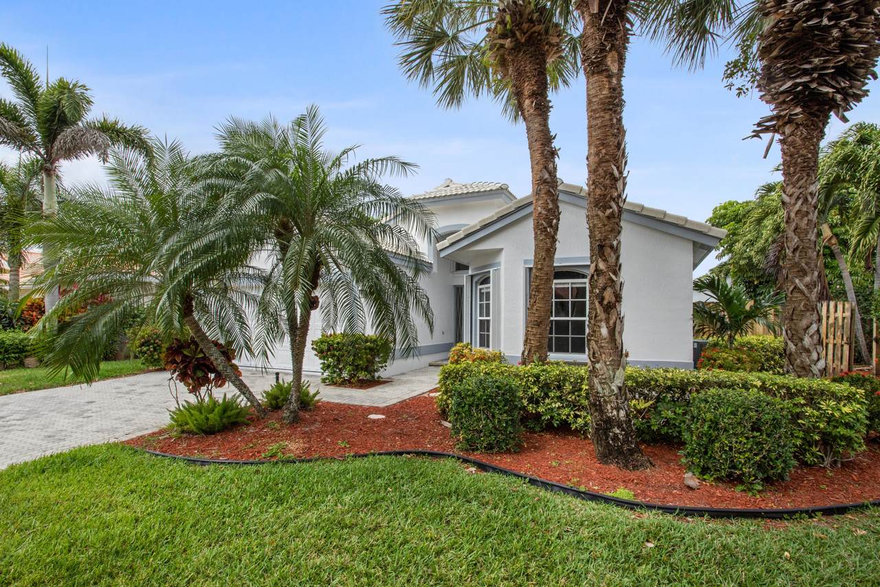 8829 Harrods Drive - Photo 1