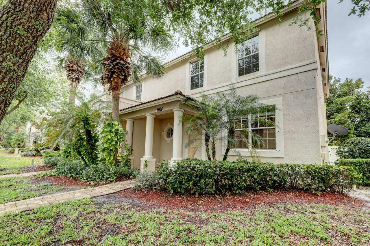 8028 Murano Circle - Photo 1 8028 Murano Circle - Photo 1