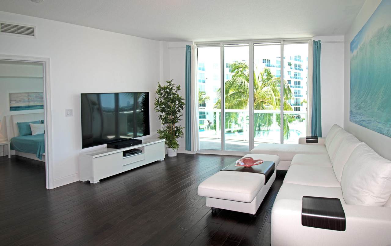 7900 Harbor Island Drive - Photo 1