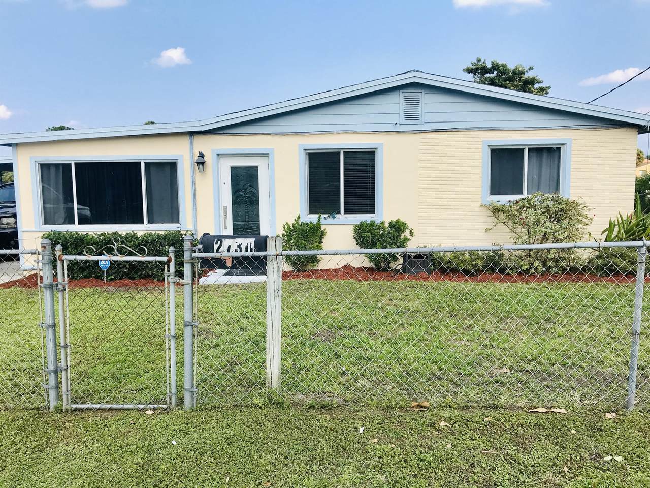 2730 S Avenue - Photo 1 2730 S Avenue - Photo 1