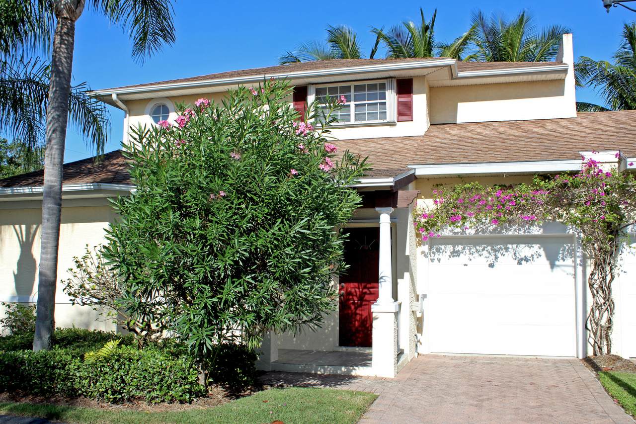 471 18th Street - Photo 1