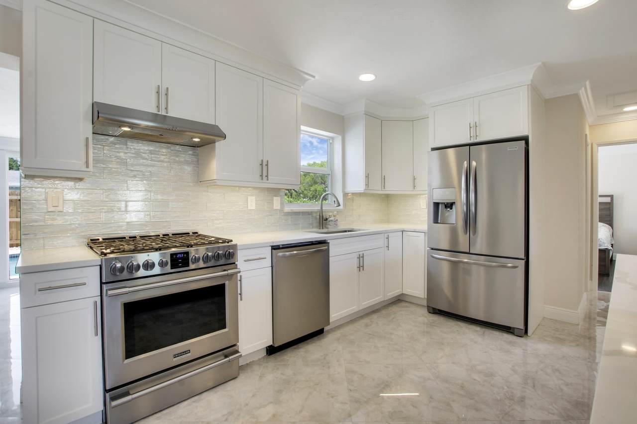 401 Inlet Road - Photo 1