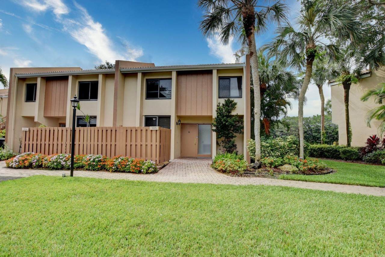 3505 Bridgewood Drive - Photo 1