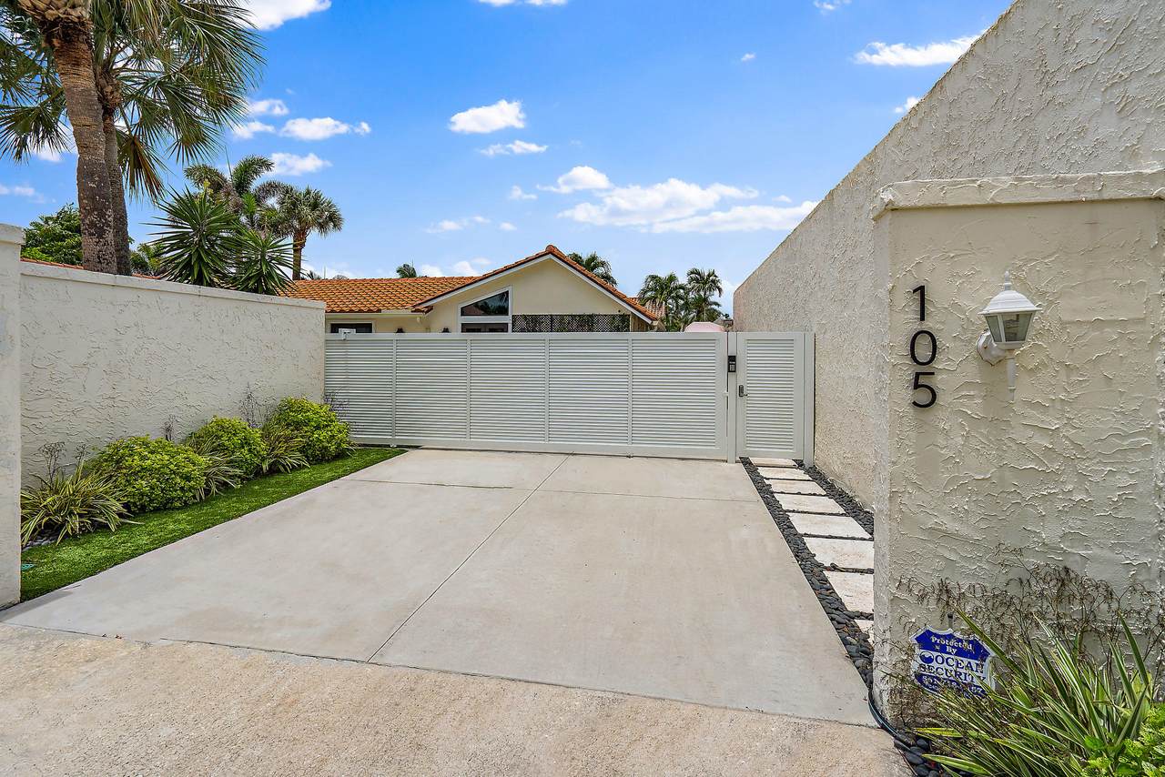 105 Tarpon Lane - Photo 1