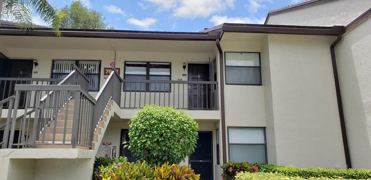 7682 Tahiti Lane - Photo 1
