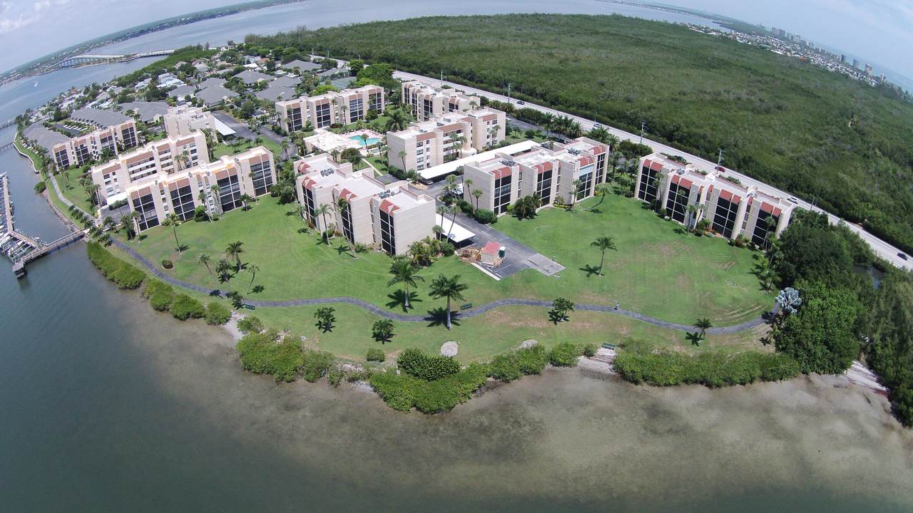 3462 Causeway Boulevard - Photo 1