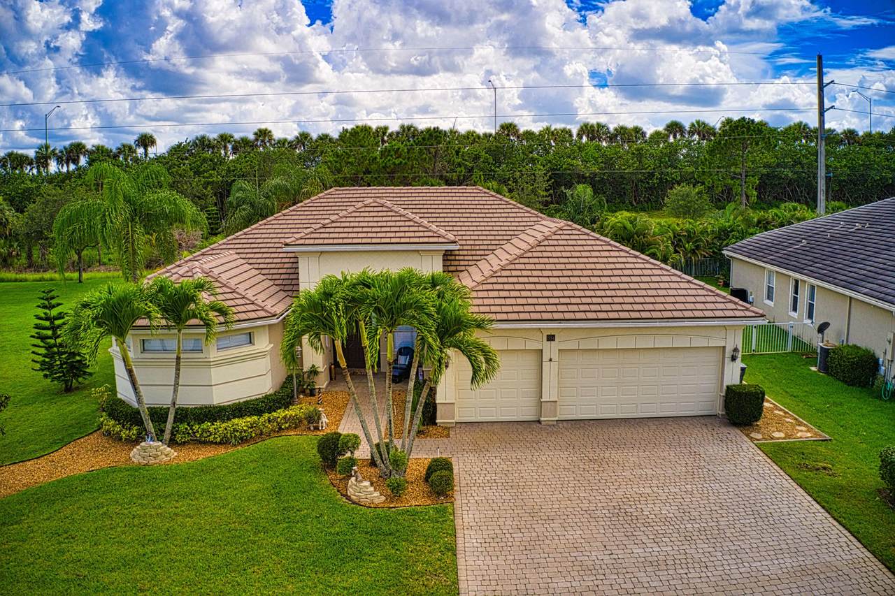 894 Lost River Shores Drive - Photo 1