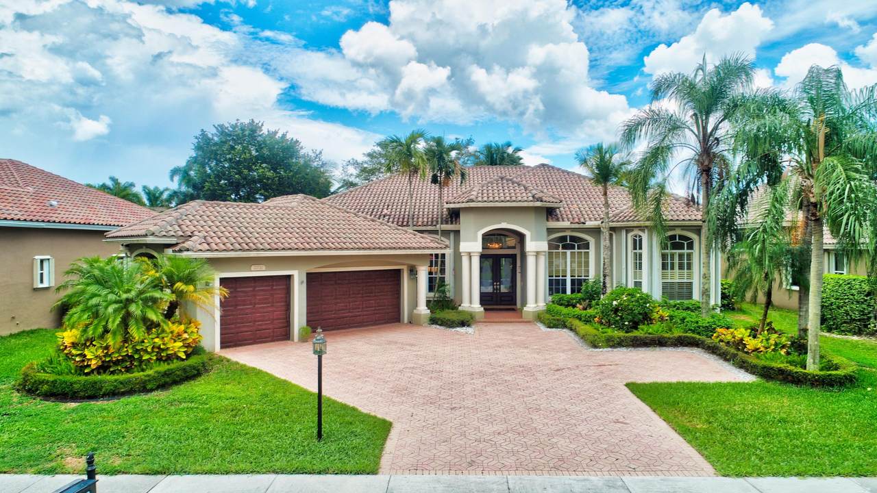 21710 Fall River Drive - Photo 1