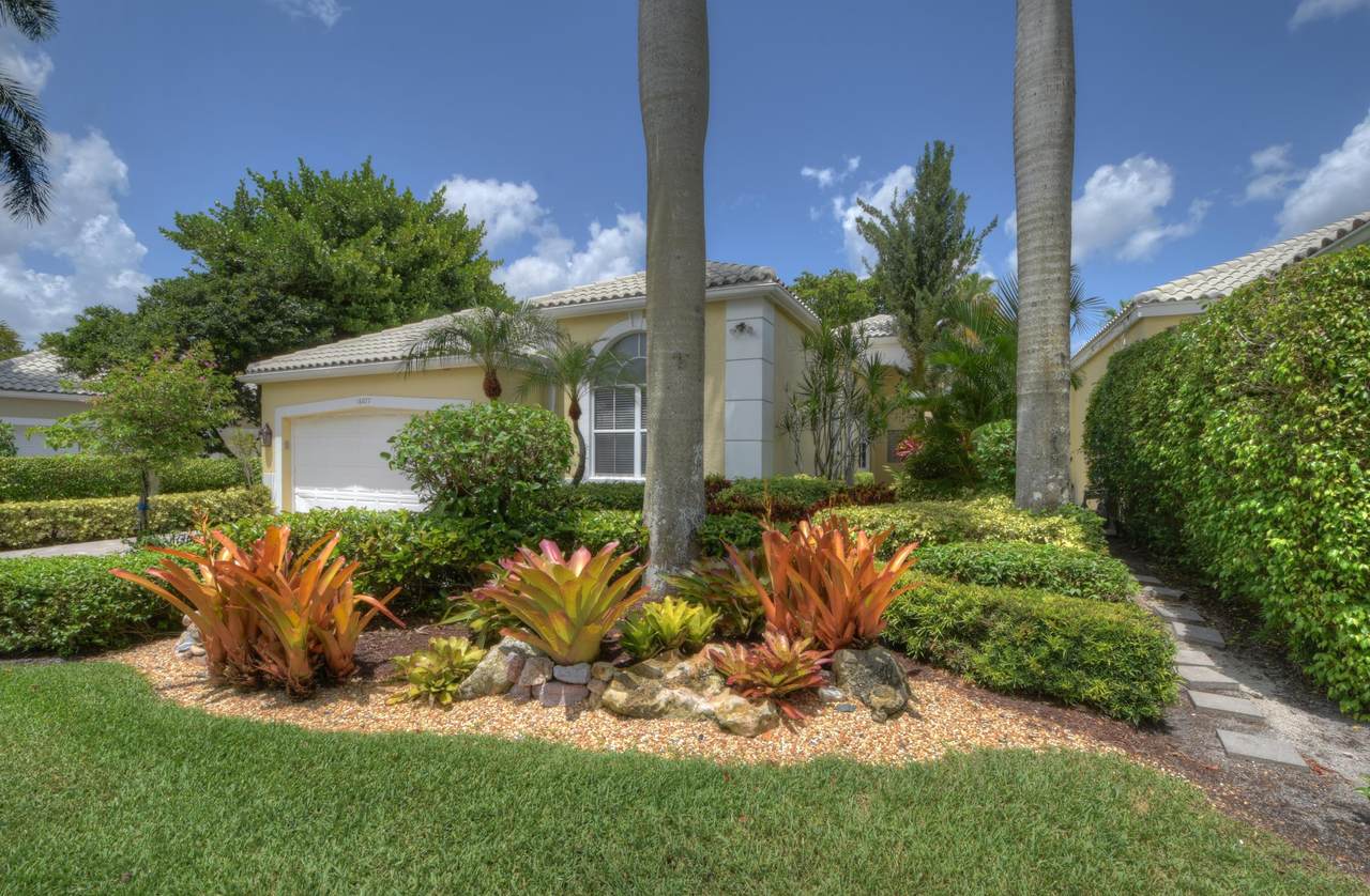 16077 Villa Vizcaya Place - Photo 1