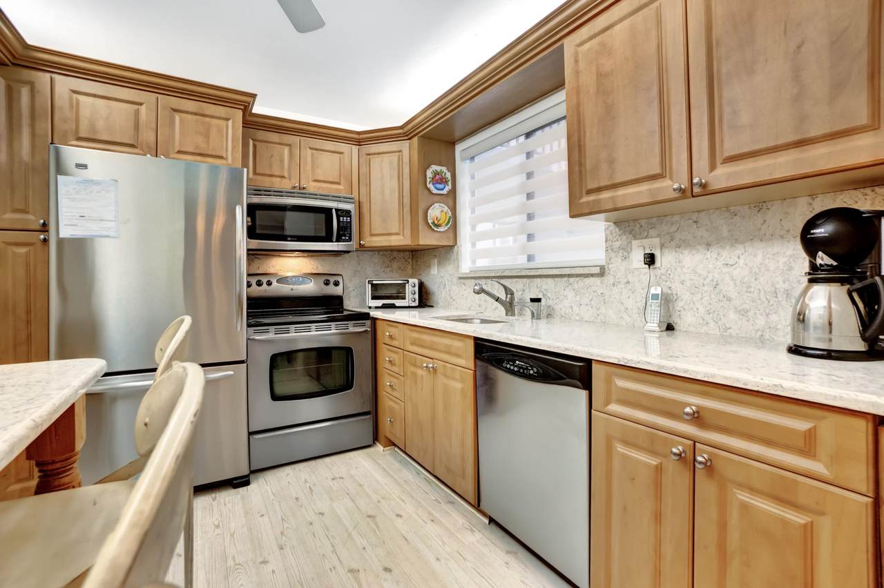 15108 Ashland Drive - Photo 1