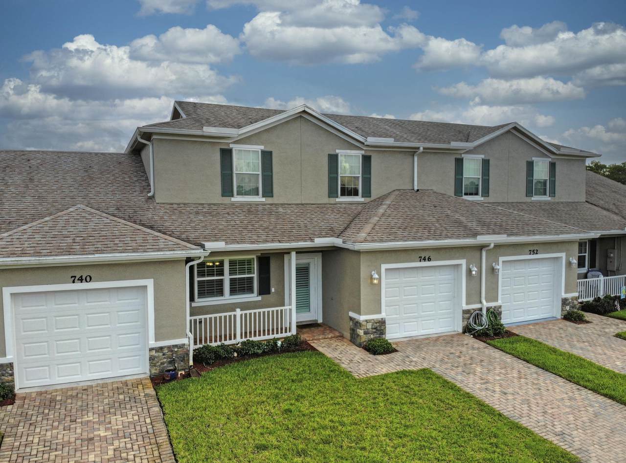746 Hawks Ridge Way - Photo 1
