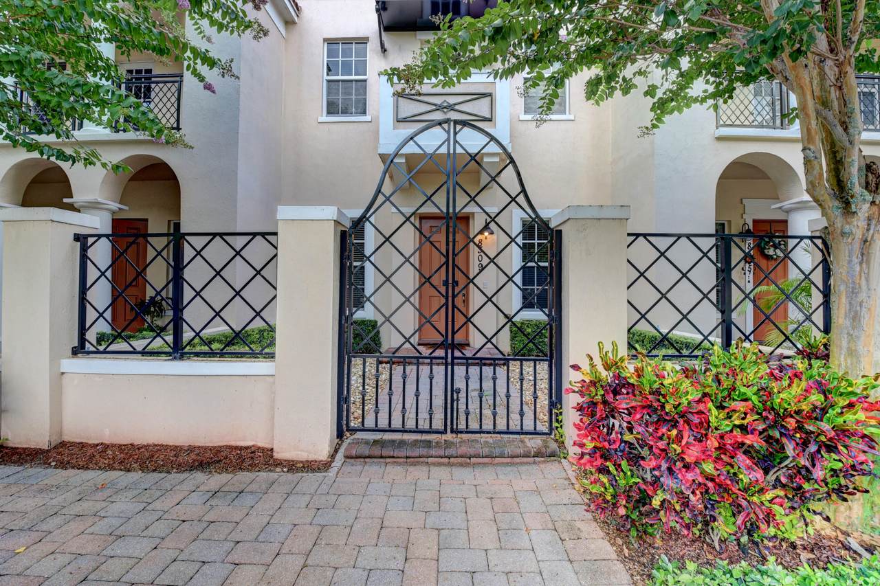 8309 8th Way - Photo 1