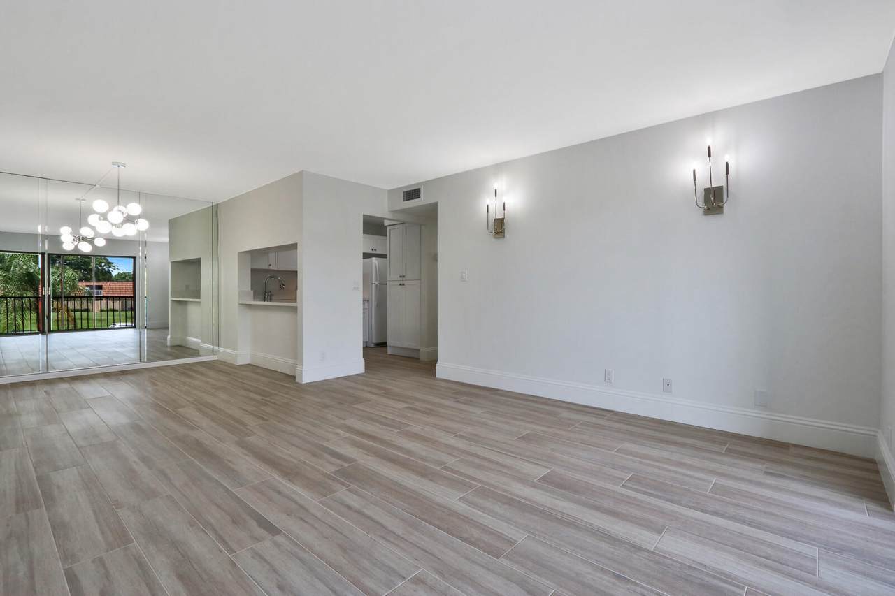 1008 Green Pine Boulevard - Photo 1