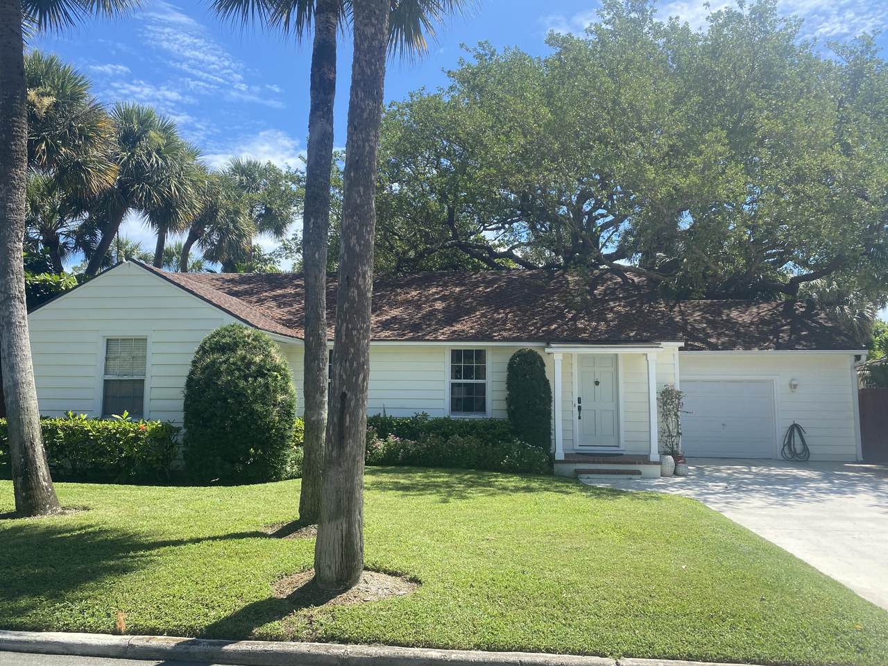 1161 Ocean Way - Photo 1