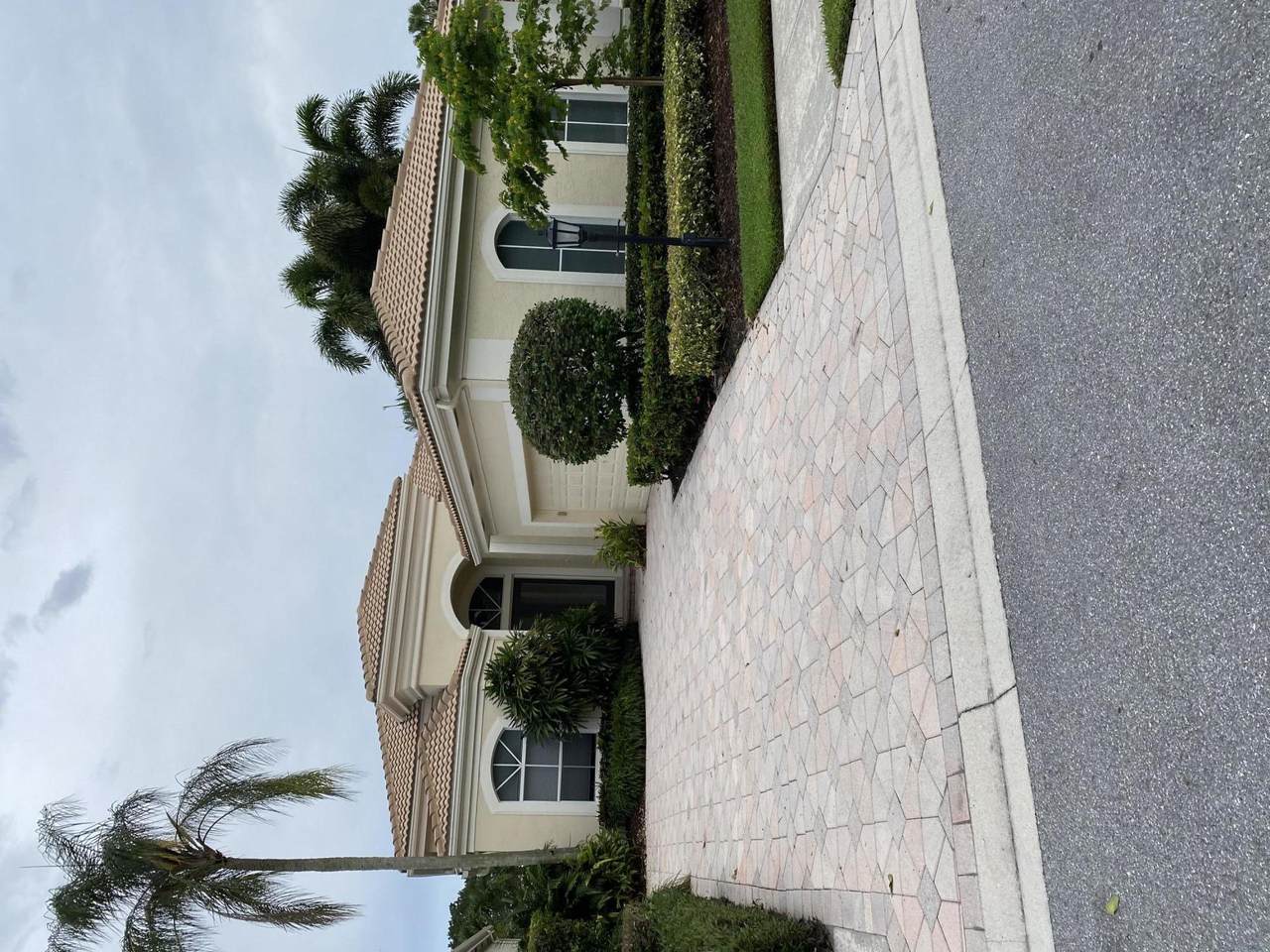 112 Isle Dr - Photo 1