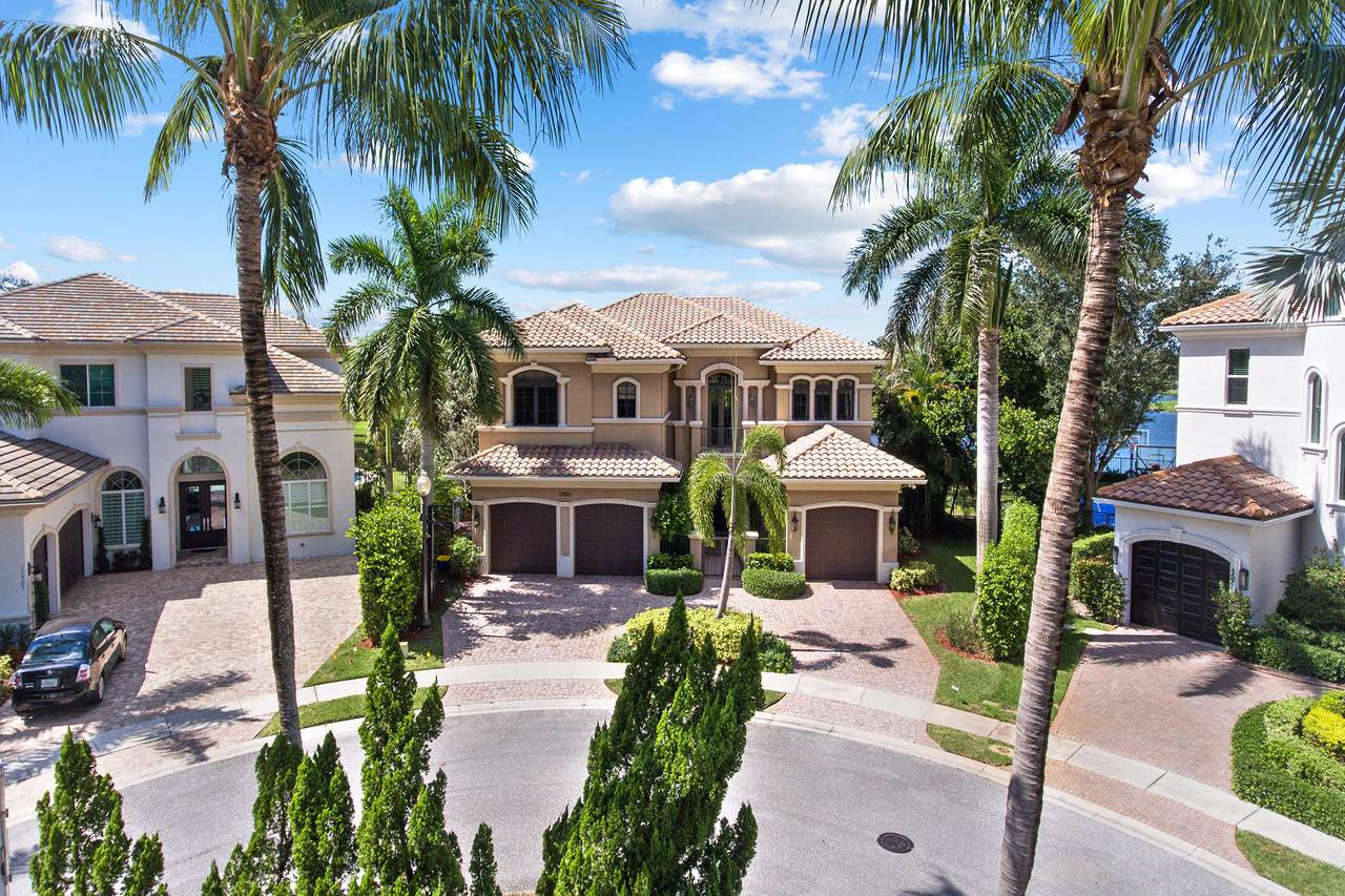 17895 Cadena Drive - Photo 1