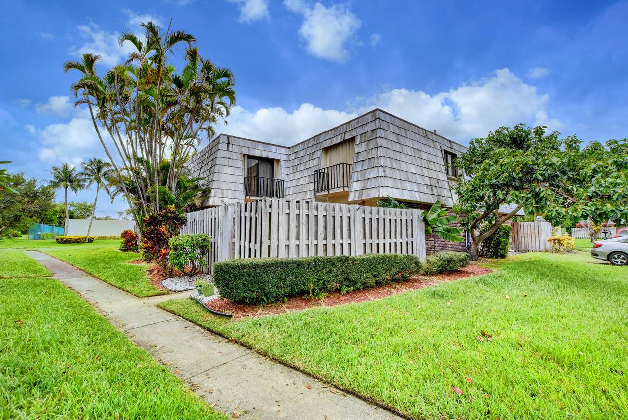 1735 Forest Lakes Circle - Photo 1