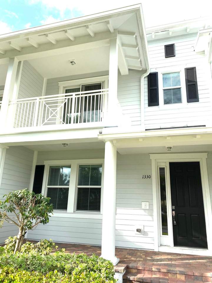1330 Community Drive - Photo 1