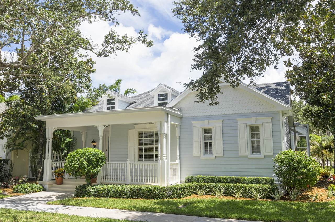 321 Sweet Bay Circle - Photo 1