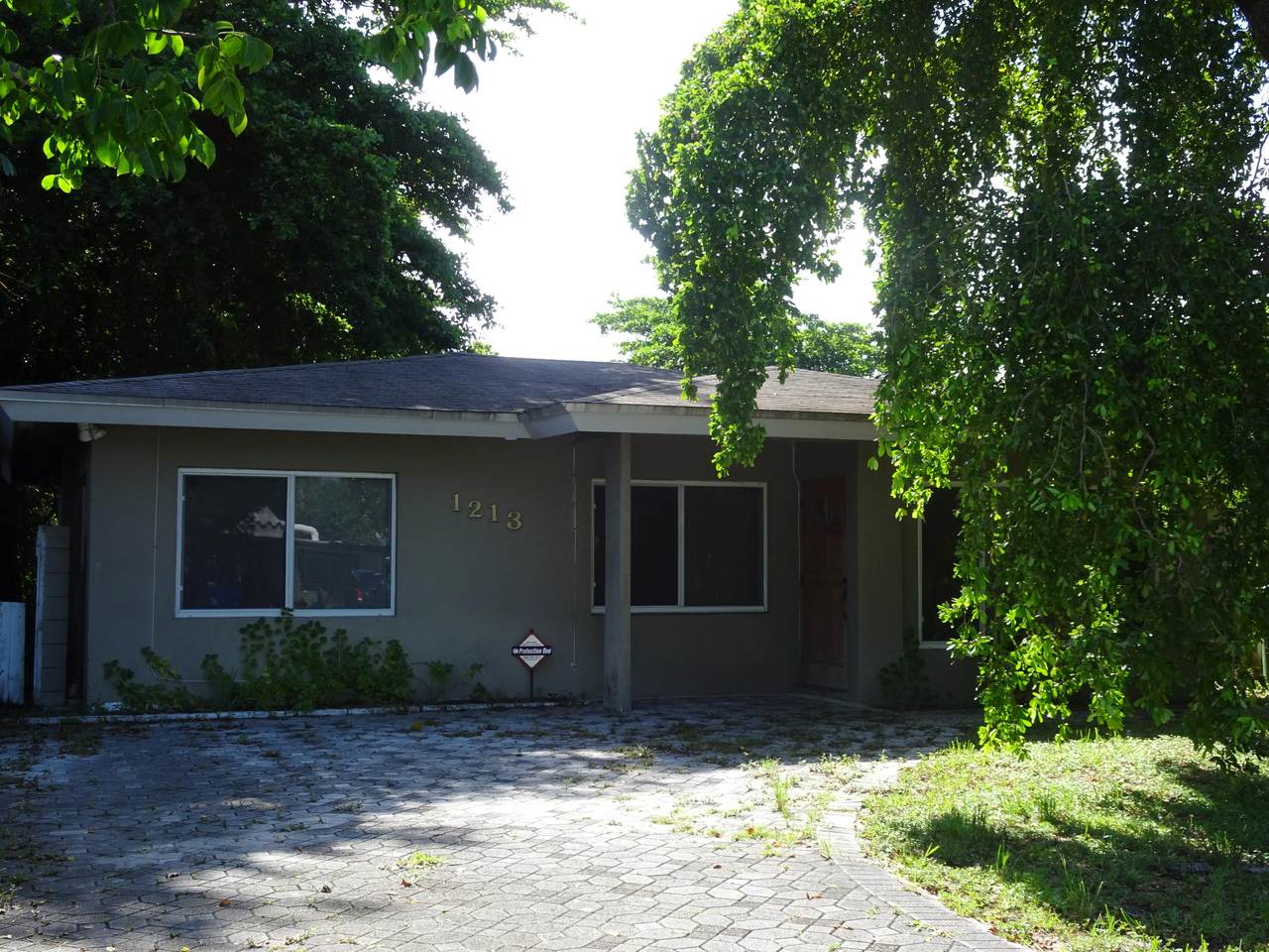 1213 7th Avenue - Photo 1