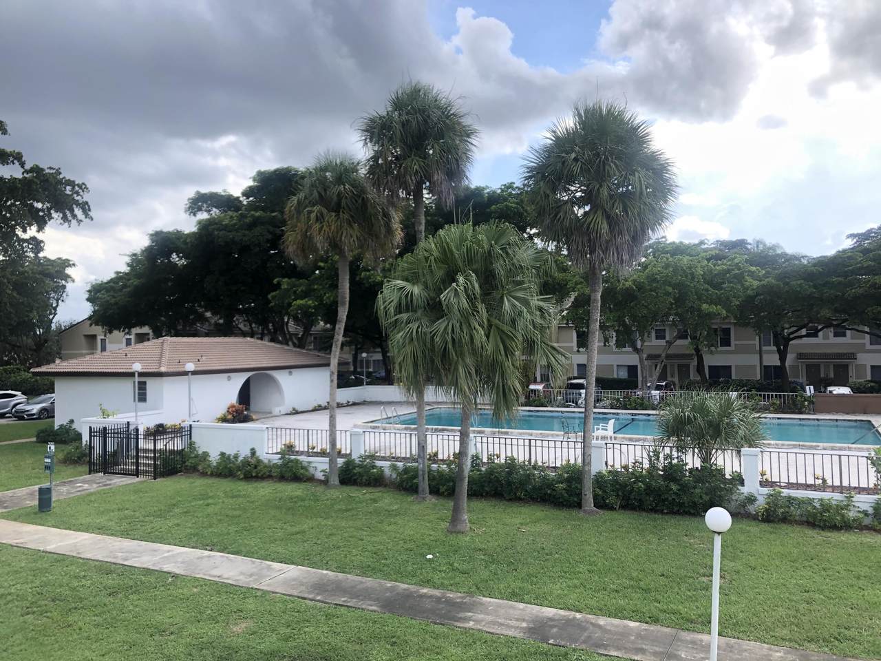 2710 Riverside Drive - Photo 1