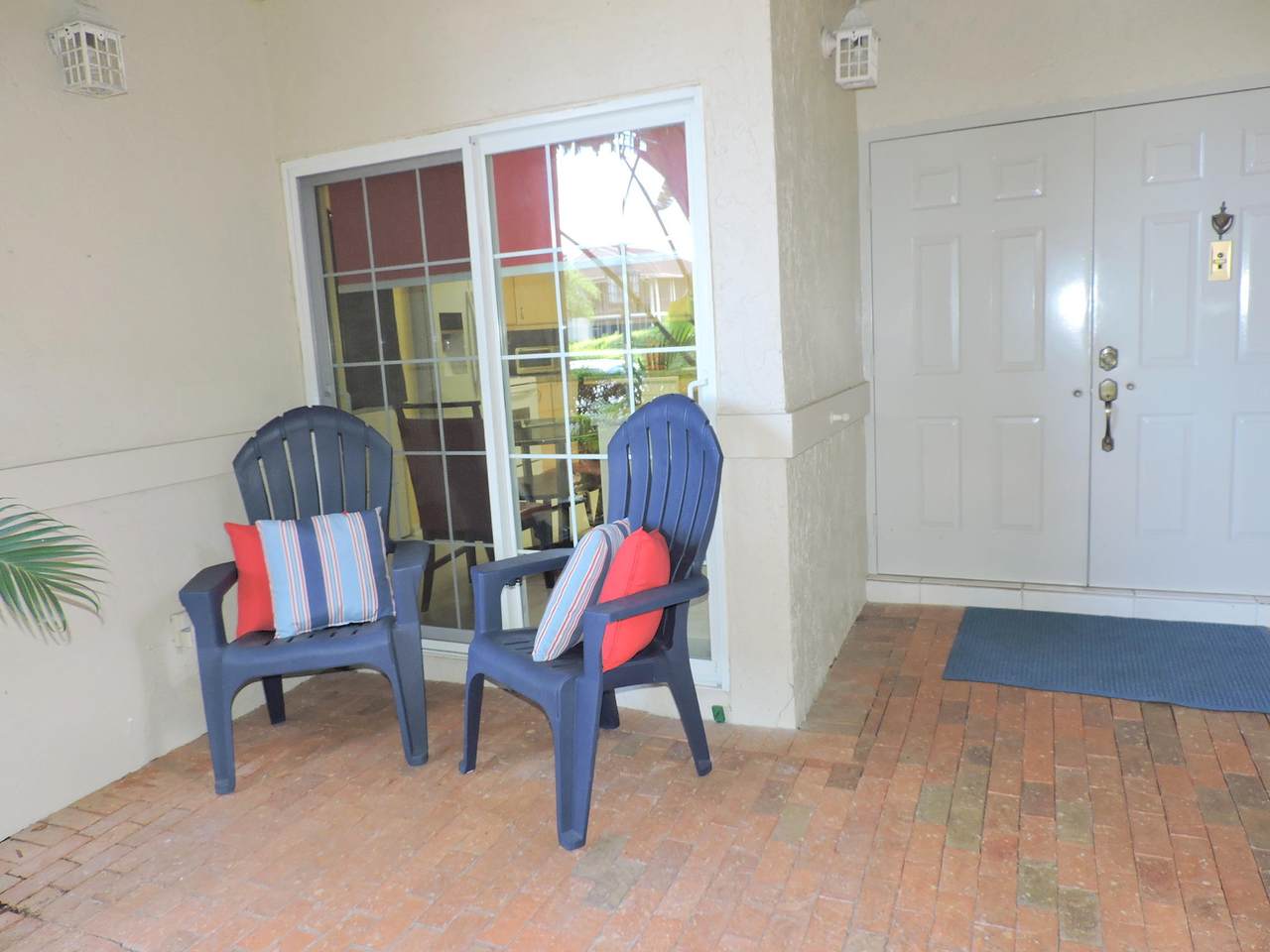 7589 Cinebar Drive - Photo 1