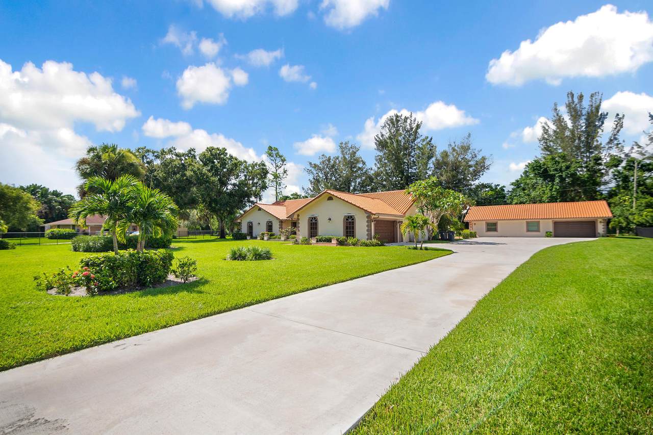 14870 Horseshoe Trace - Photo 1