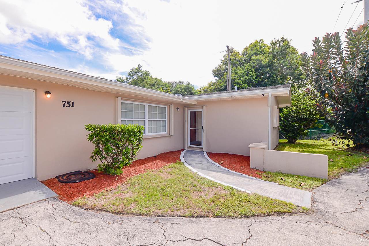 751 Prima Vista Boulevard - Photo 1