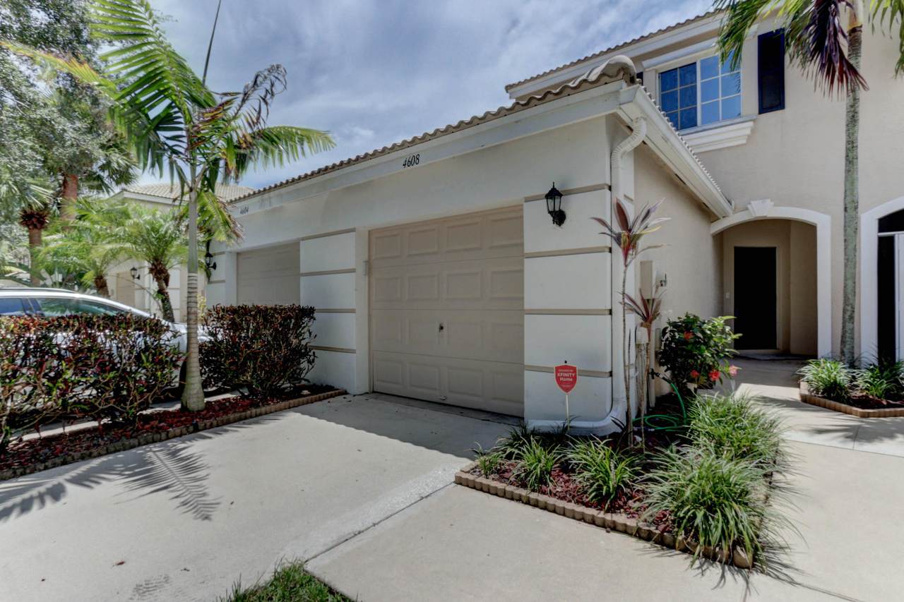 4608 Palmbrooke Circle - Photo 1