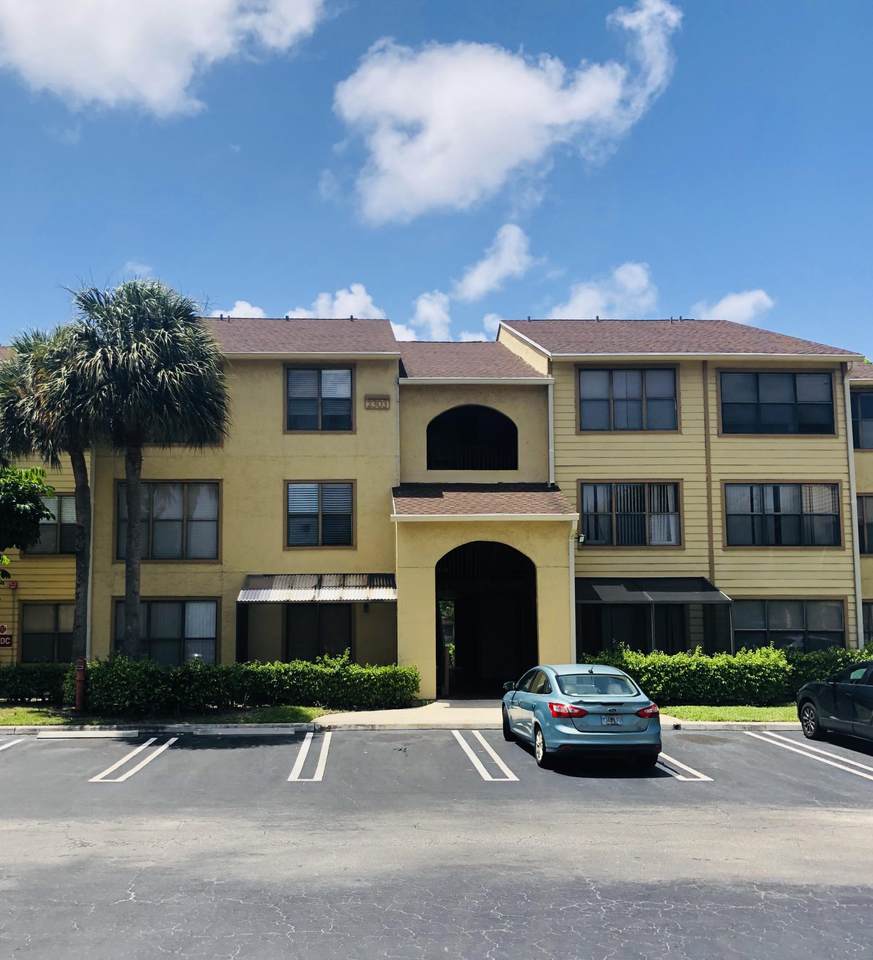 2303 Congress Avenue - Photo 1