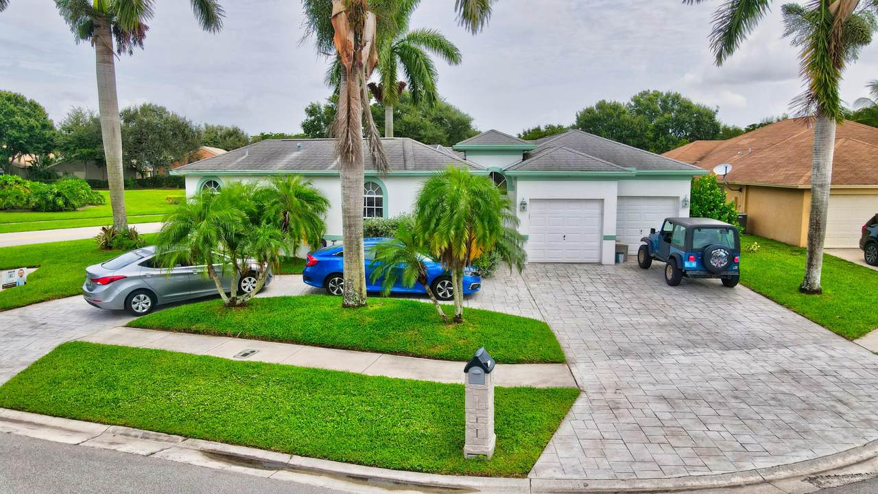 6236 Madras Circle - Photo 1
