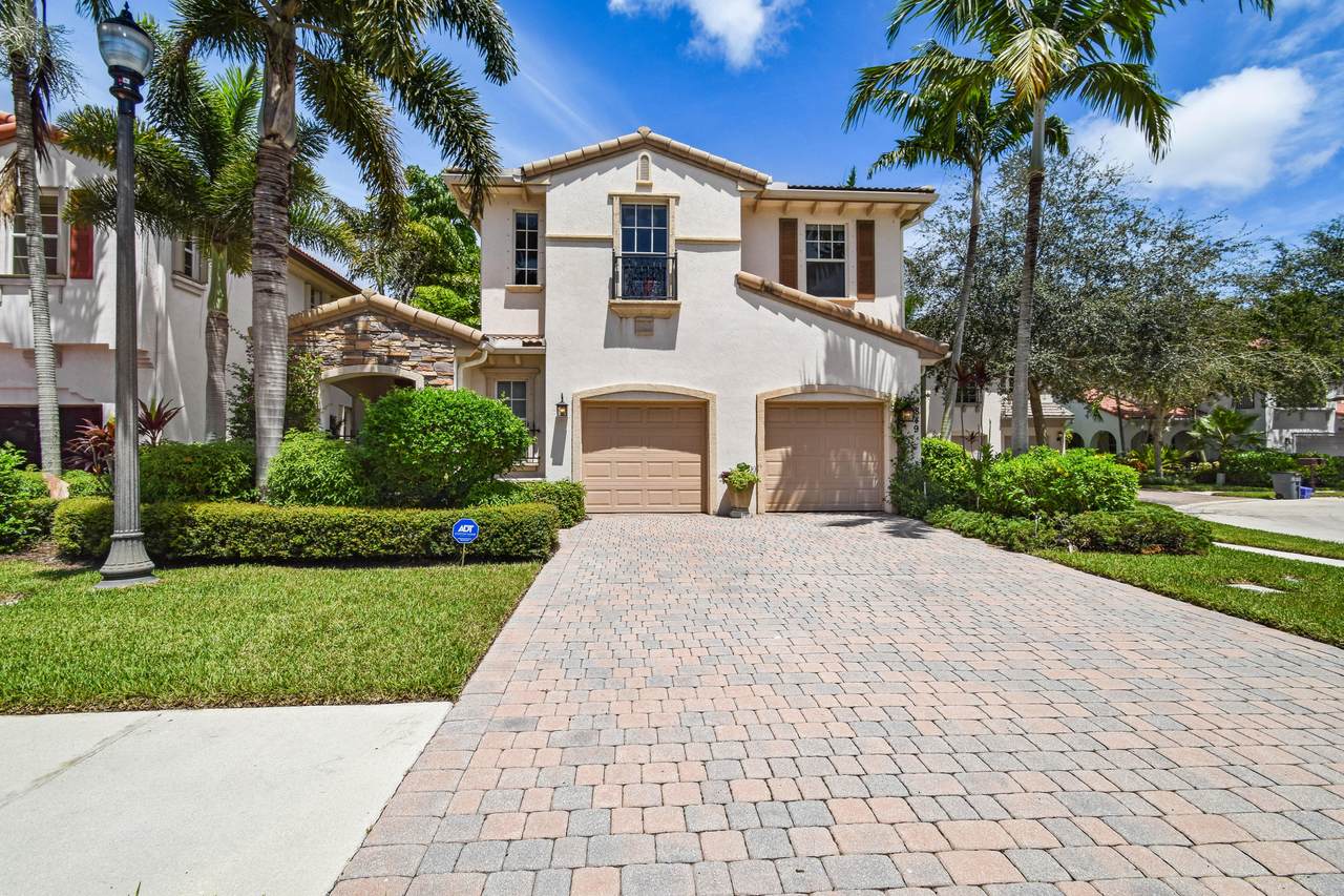 849 Madison Court - Photo 1
