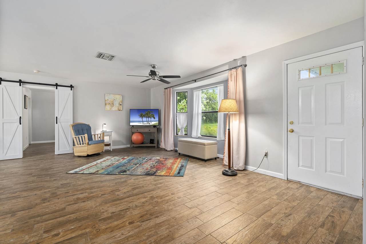 7504 Coquina Avenue - Photo 1