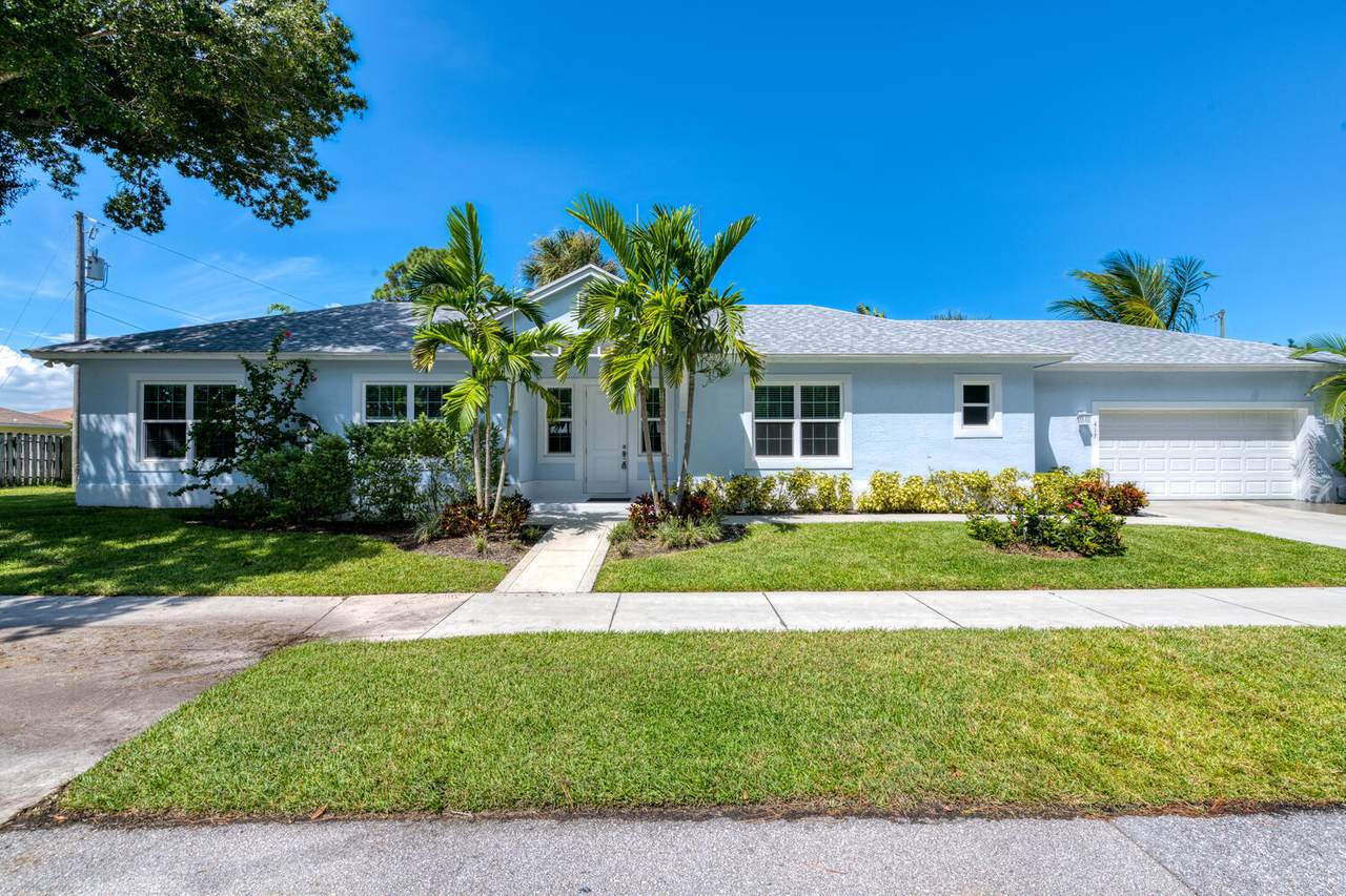 417 Hugh Street - Photo 1