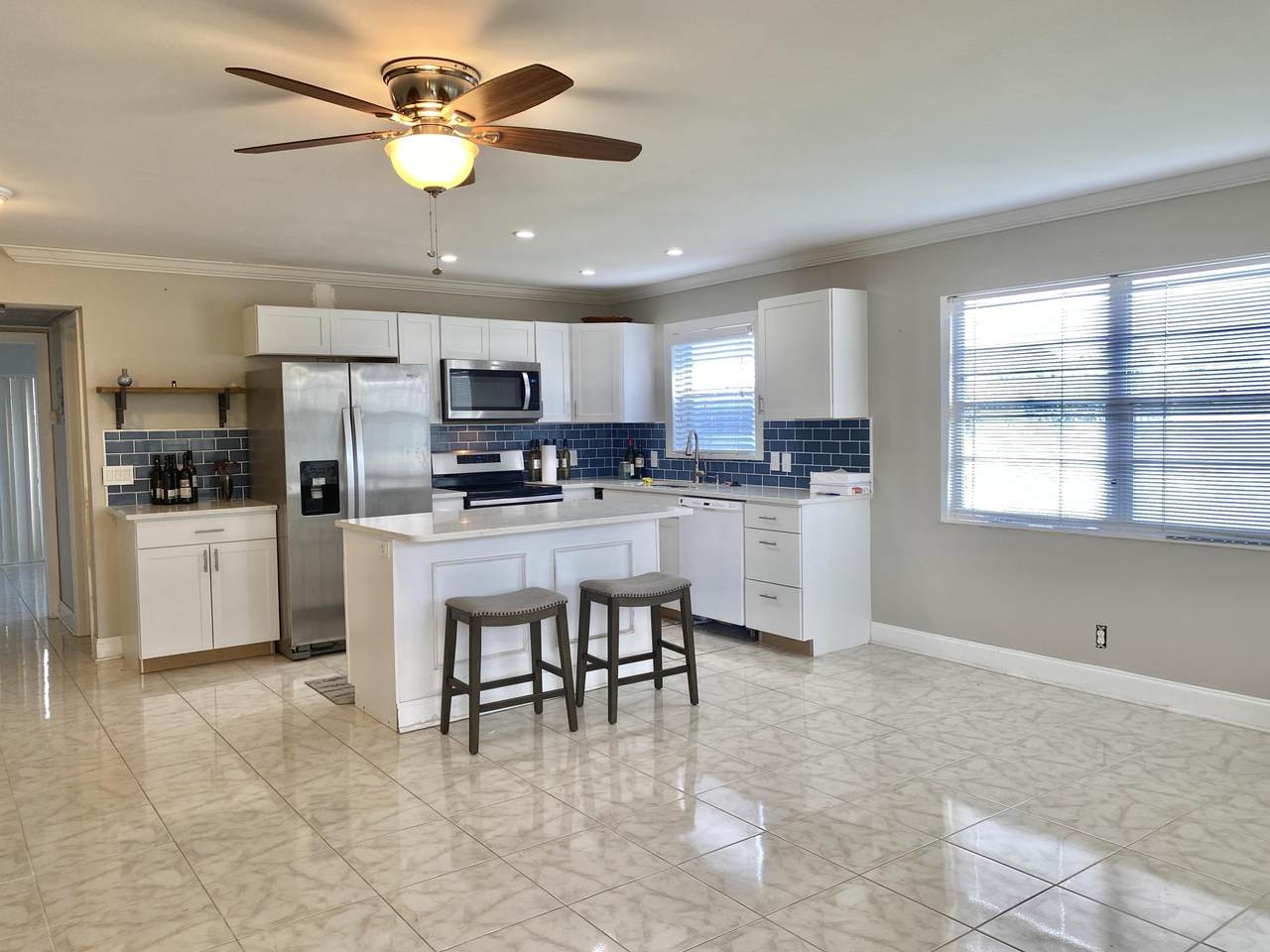 87 Cambridge - Photo 1