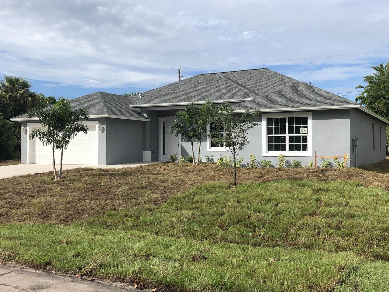 1618 Hampshire Lane - Photo 1
