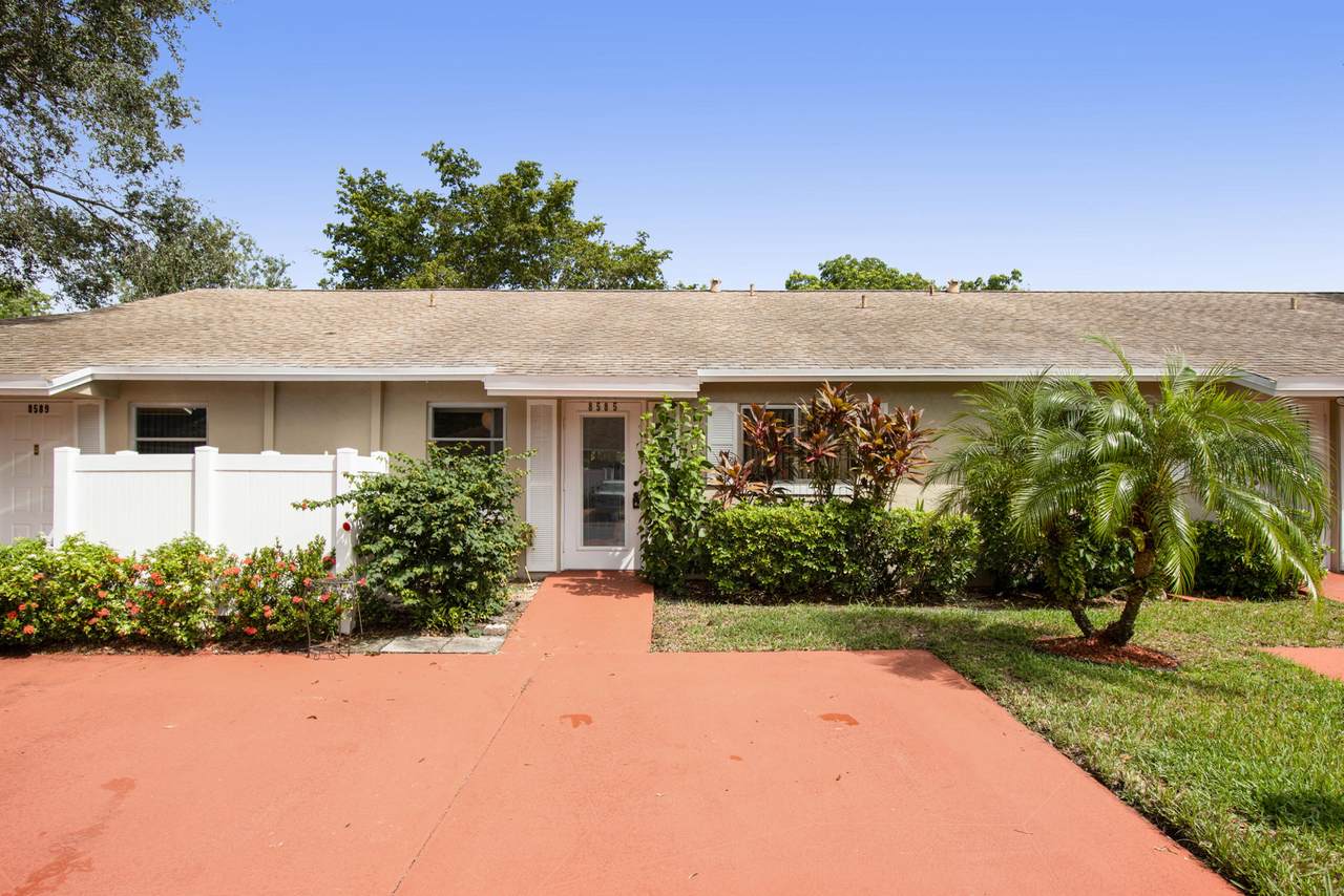 8585 Dreamside Lane - Photo 1