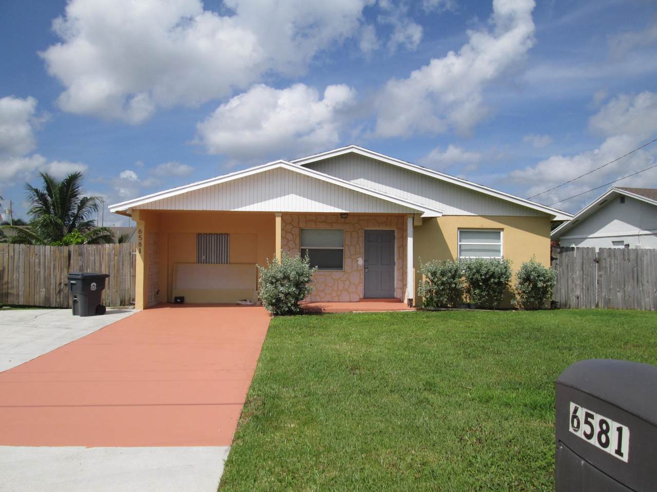 6581 Venetian Drive - Photo 1