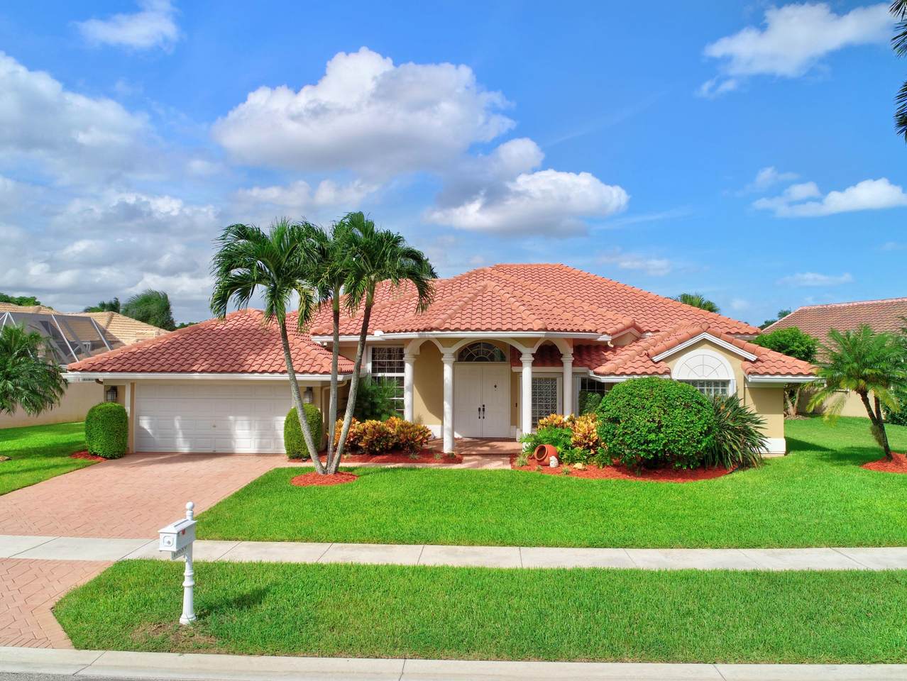 10689 Maple Chase Drive - Photo 1
