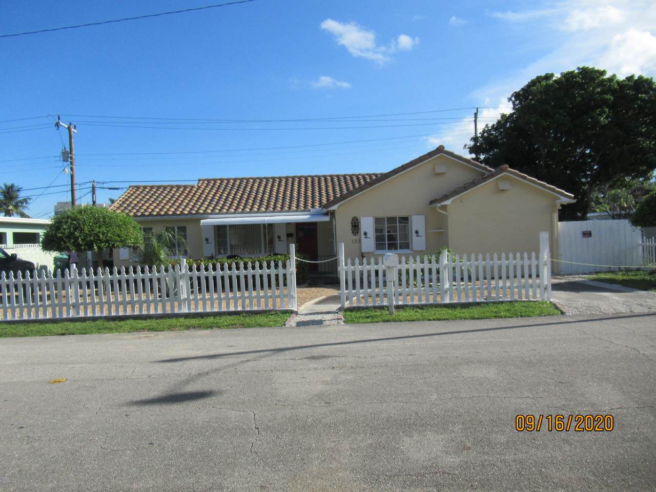 123 28th Street - Photo 1