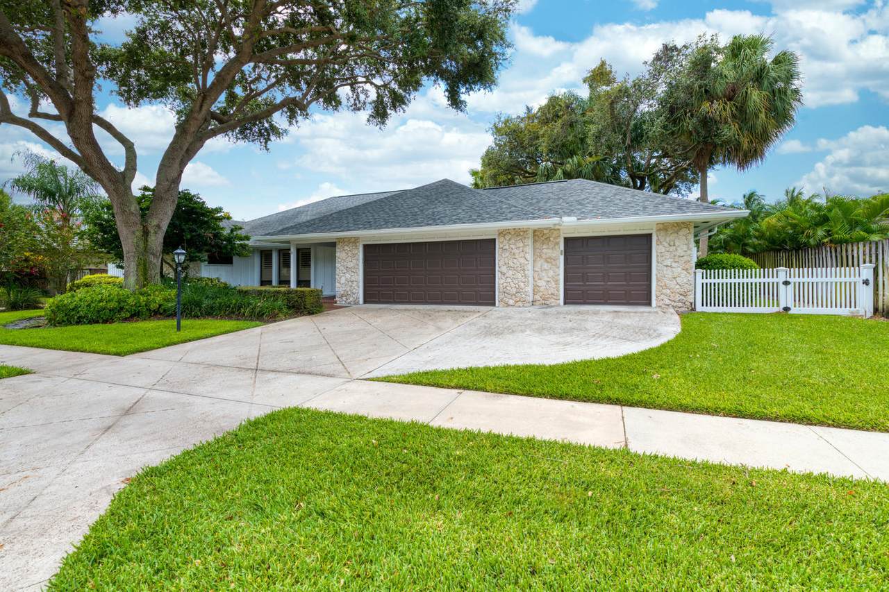 2424 Palm Harbor Drive - Photo 1
